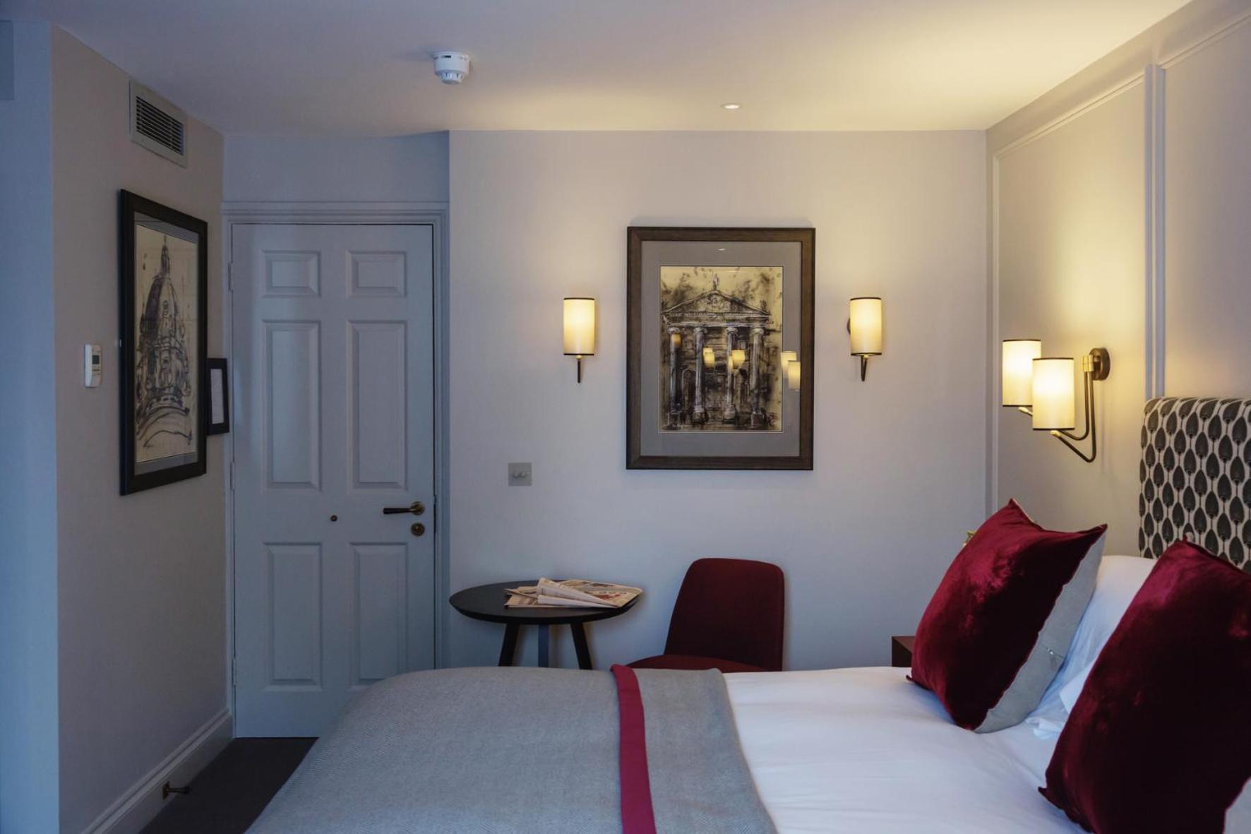 Old Parsonage 5*